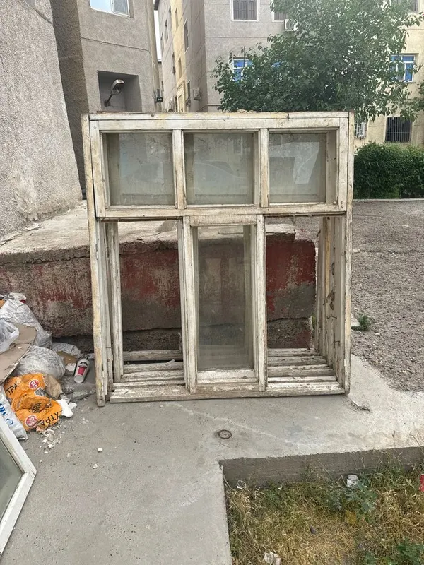 Yogʻoch derezalar sotiladi b/u komplekt