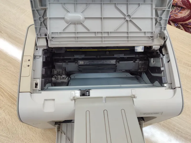Printer HP LaserJet P 1005 — фото 3