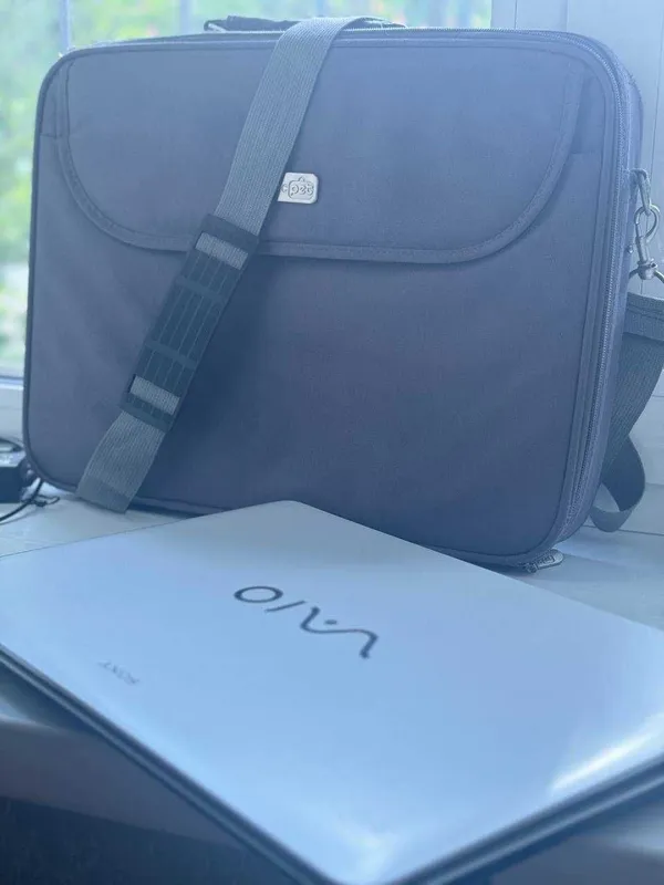 Ноутбук Sony VAIO 15 — фото 1