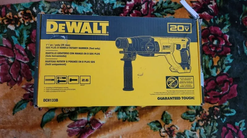Dewalt DCH133B Перфаратор — фото 1