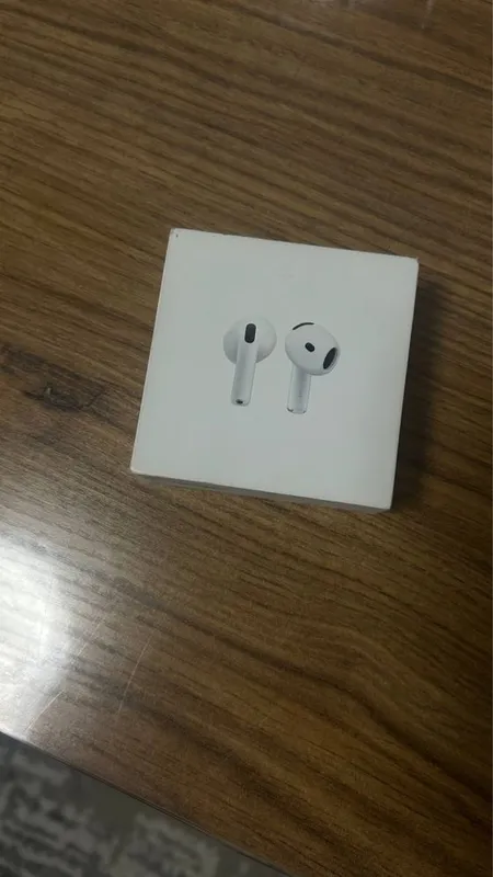 AirPods 4 Active Noice Cancelation 2