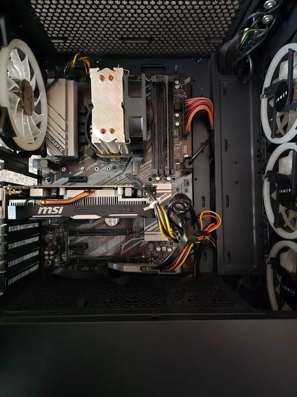 Igravoy kompyuter Z390/i5 9400f/16gb 2666Mhz/ssd 256gb/GTX 1650 super — фото 1