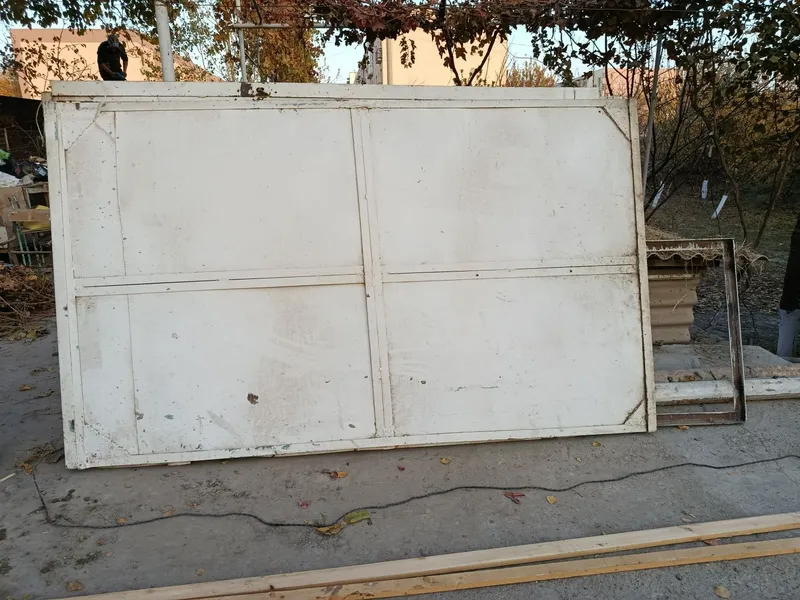 Дарвоза сотилади 2