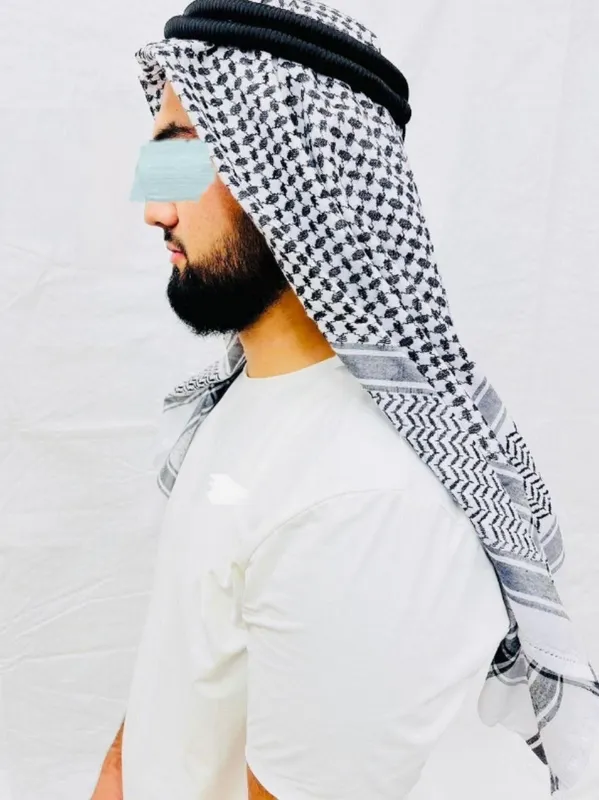 Safari Arafat Roʻmollari 8