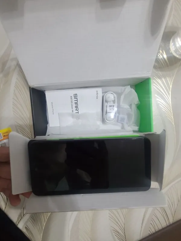 Infinix Smart 10 — фото 1