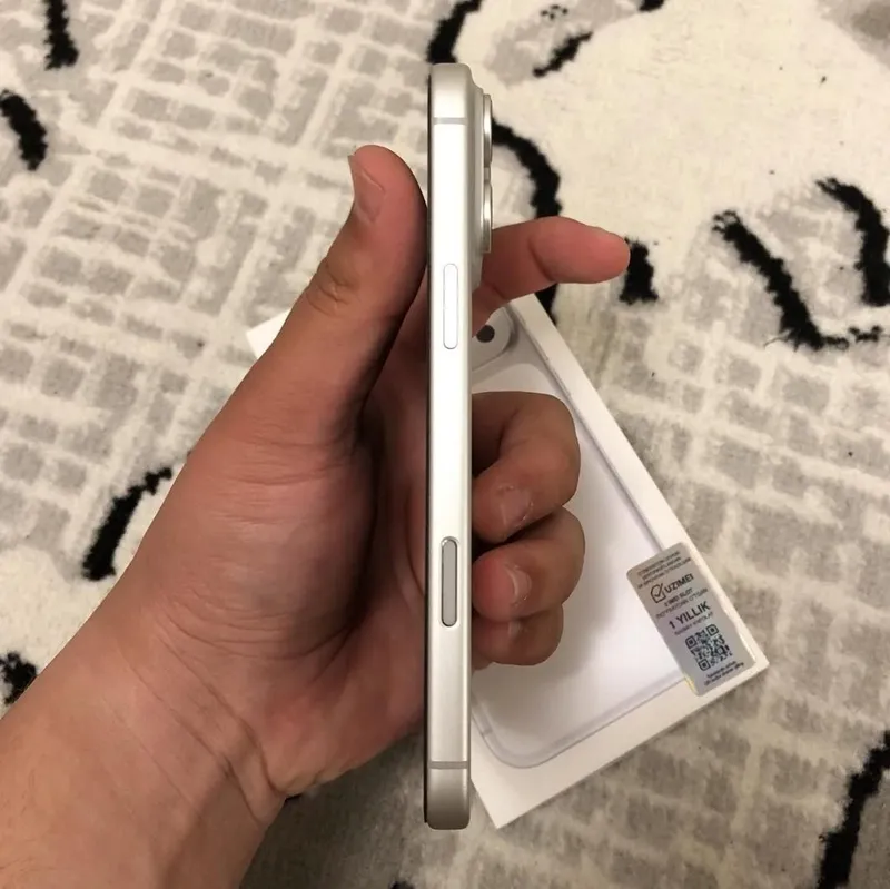 IPhone 17 pro max — фото 1