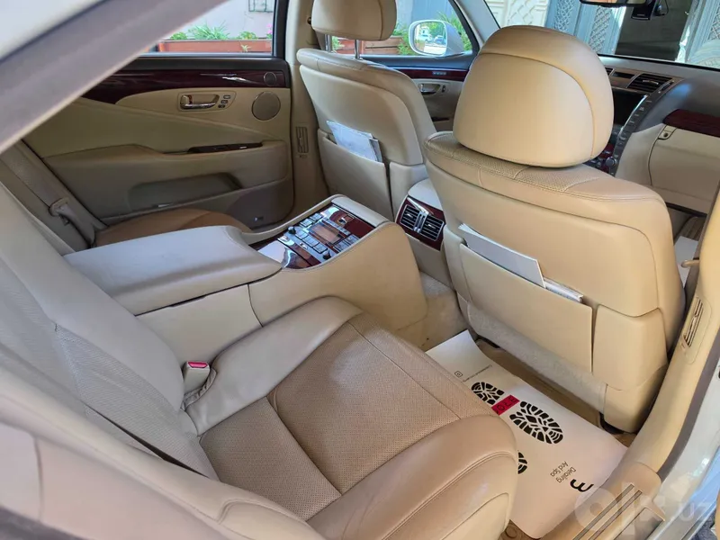 Продам Lexus LS450L 5 Продам Lexus LS450L 5