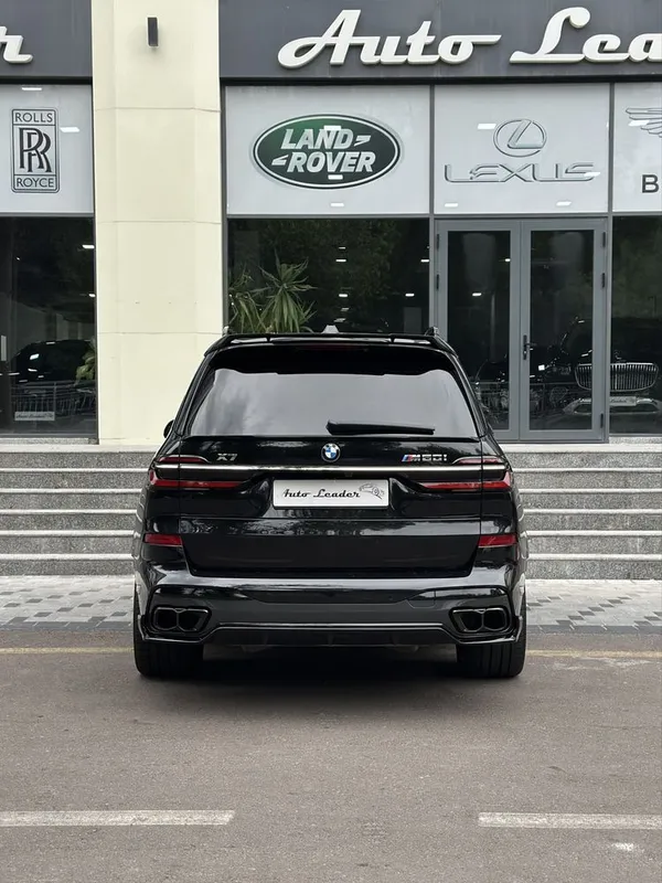 BMW X7 40i xDrive — фото 1