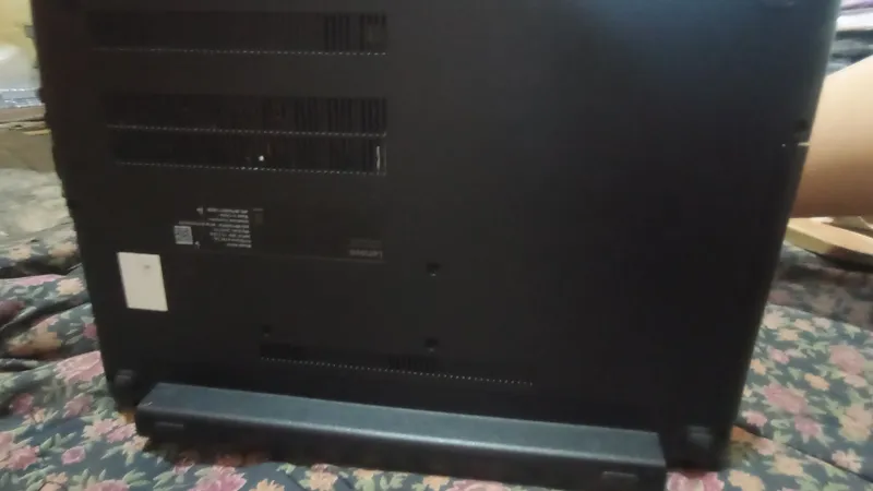 Ноутбук Lenovo 1 Ноутбук Lenovo 1