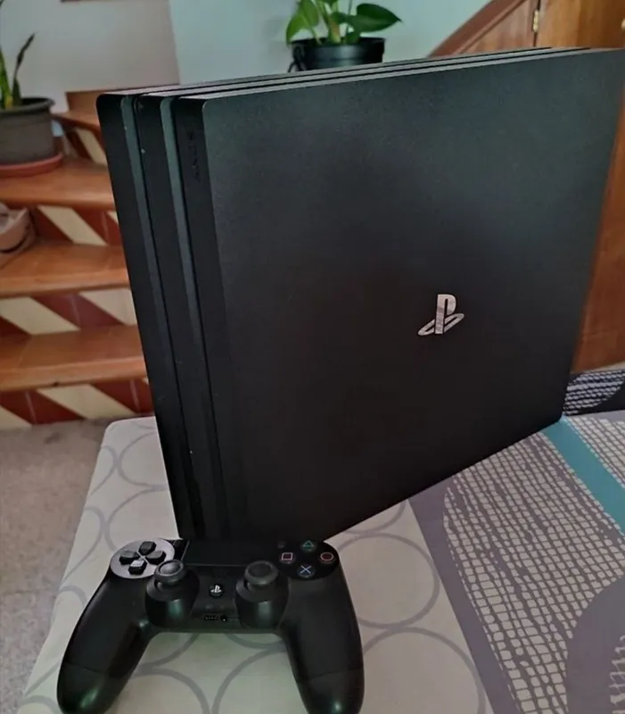 Ps4 pro garantyasi bilan — фото 1