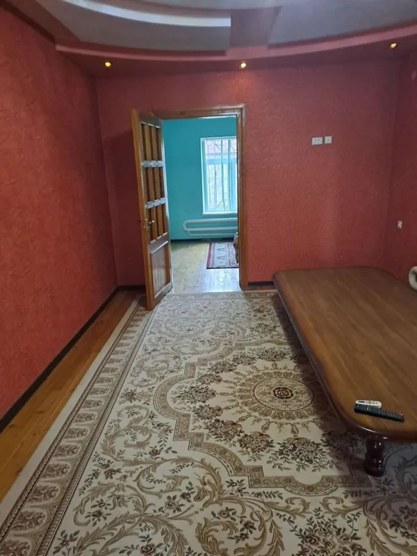 Уй сотилади, 7 сотих 2