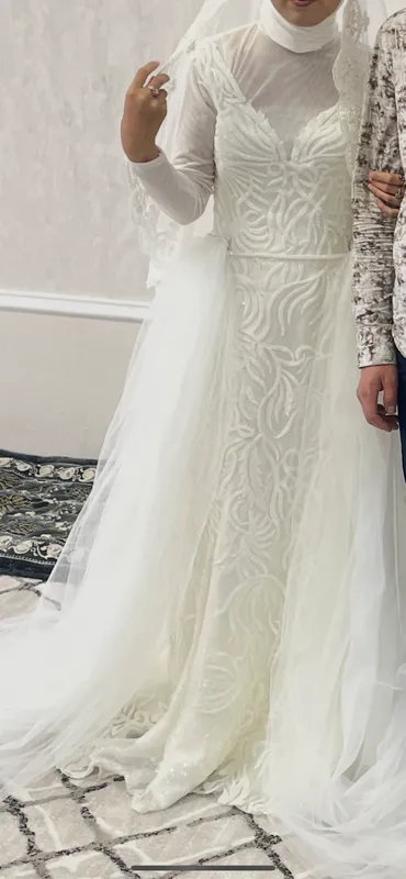 Sotiladi 1 marta kiyilgan turkiyadan kegan 2