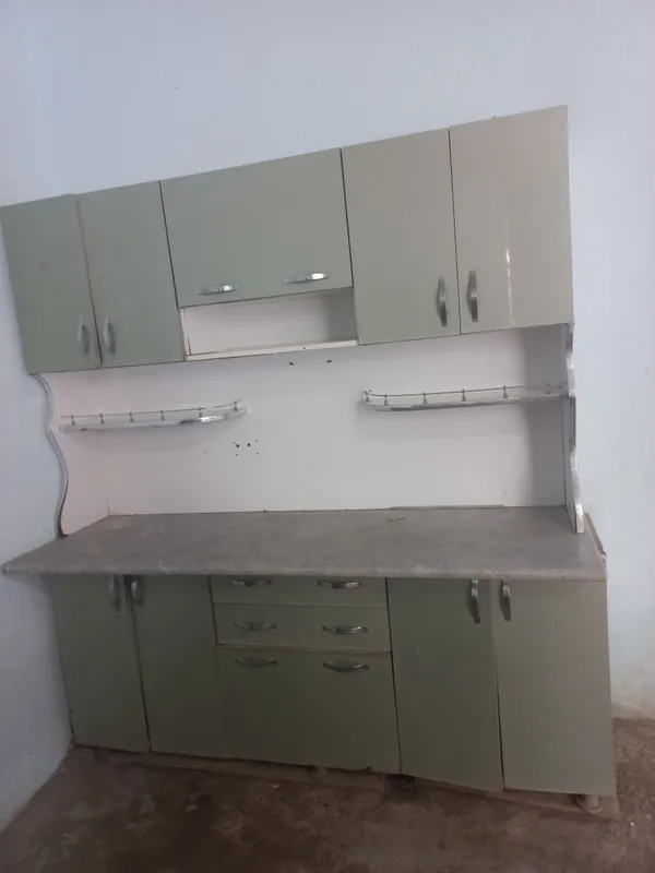 aybi 2 3 ta eshiklari buzilgan eski