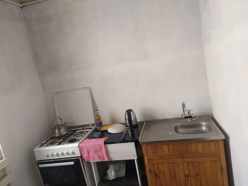 Qos kol 4 te 45 mektepke jaqin jerde uy satıladi. Amu tani koshesi — фото 3