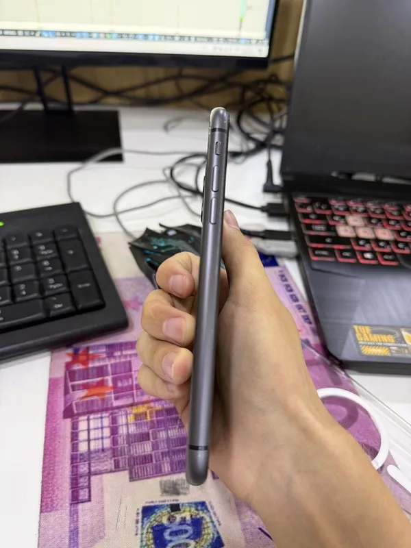 Iphone 11 holati yaxshi usta kormagan — фото 5