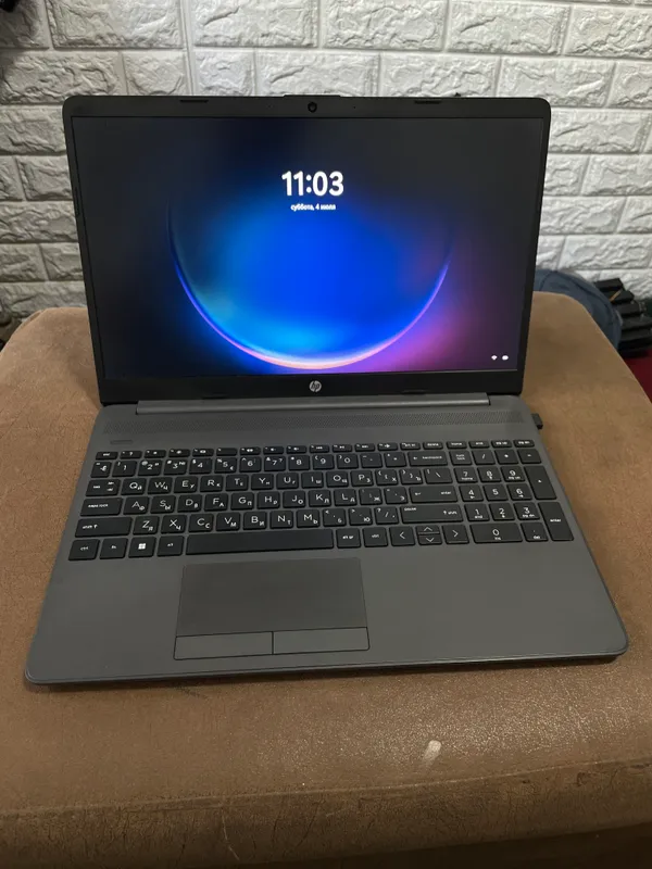HP Ryzen 5 1