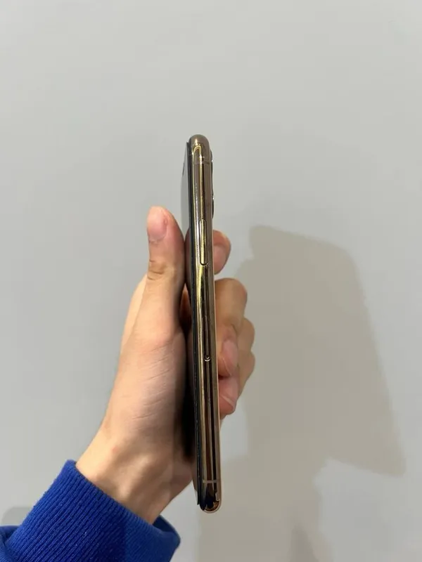 Iphone 11 pro gold — фото 1
