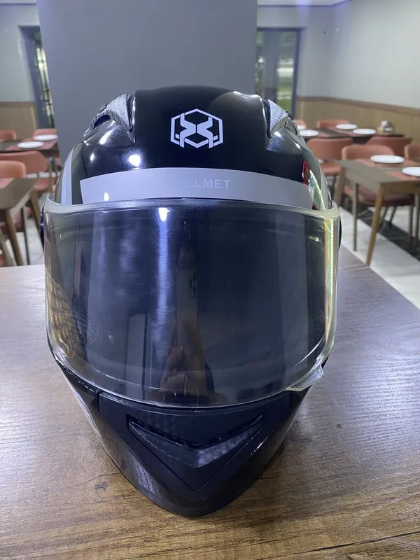moto shlem sotiladi srochna arzonga