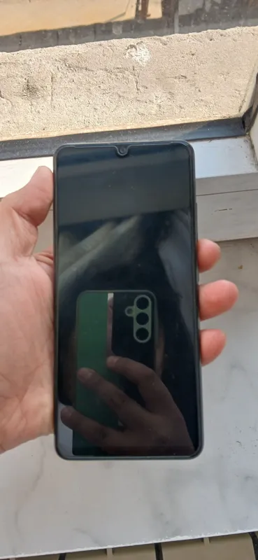 samsung a32 4g ekranini Orta joyi sal ishlamidi — фото 2
