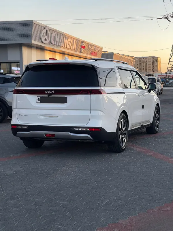 Kia Carnival 3.5L Comfort pozitsa avtomobil ! 2 Kia Carnival 3.5L Comfort pozitsa avtomobil ! 2