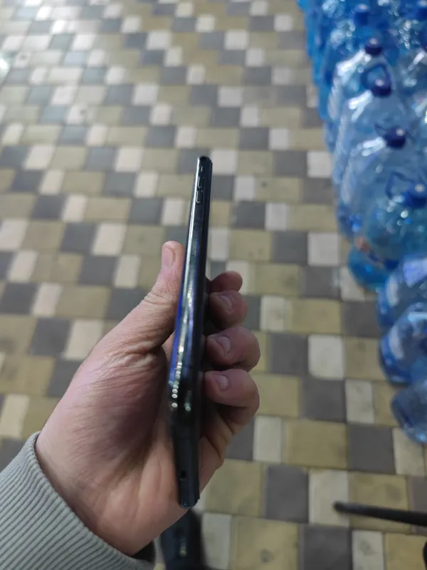 iPhone 11 Pro Max 256 ГБ 6