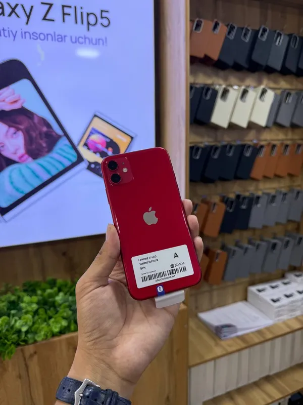 I Phone 11 64GB RED