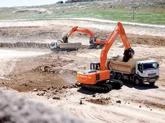 Гусеничный экскаватор HITACHI ZX200-5A ковш 1 м3 4 Гусеничный экскаватор HITACHI ZX200-5A ковш 1 м3 4