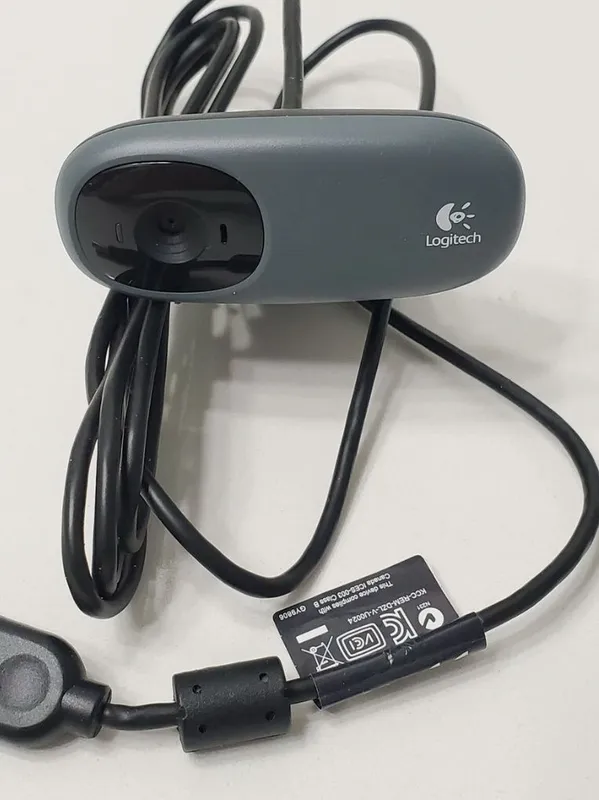 Веб-камера Logitech C110 — фото 1