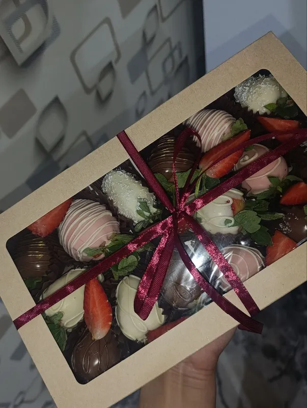 tort,klubnika,shirinliklarga zakaz qabul qilamiz tort,klubnika,shirinliklarga zakaz qabul qilamiz
