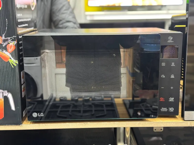 Микроволновая печь LG Микроволновая печь LG