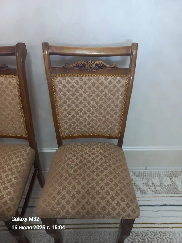 Зал учун стол стул — фото 2