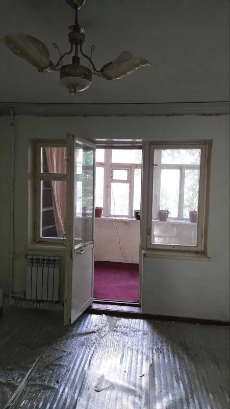 Сдаётся квартира на шелк комбинате 3х комнатная на длительный срок. — фото 1