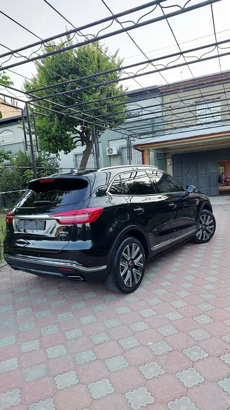 Sotiladi Hongqi SH5 4×4 kraska toza navorotlari bor 7