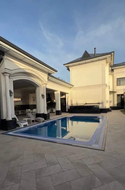 Yashnobod tumanida 900 m² uy sotiladi 2 Yashnobod tumanida 900 m² uy sotiladi 2