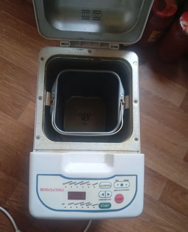 Продам хлебопечь 2