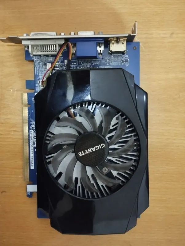 Продам видео карту gigabite 2ГБ Продам видео карту gigabite 2ГБ