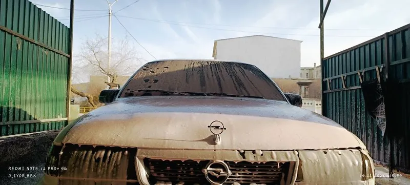 Opel vectra 1994 yil 1.8 divigatel yoqilgʻi gaz benzin 100 tali metan 3