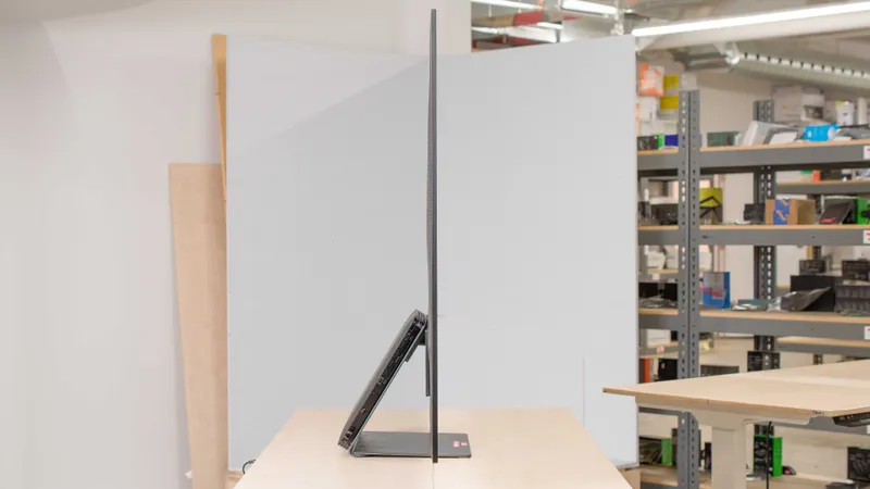Телевизор QD OLED Samsung QE - 55 / 65 / 77 / 83 S95F (Новинка 2025) — фото 3