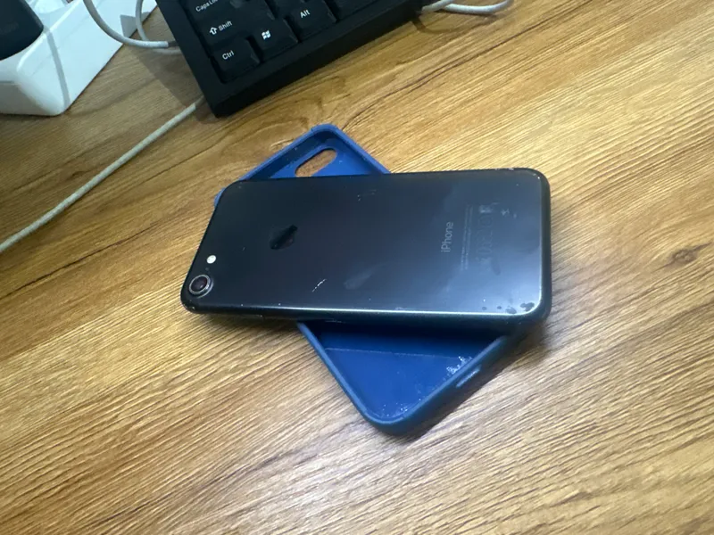 iPhone 7, 128 GB Qora 3 iPhone 7, 128 GB Qora 3