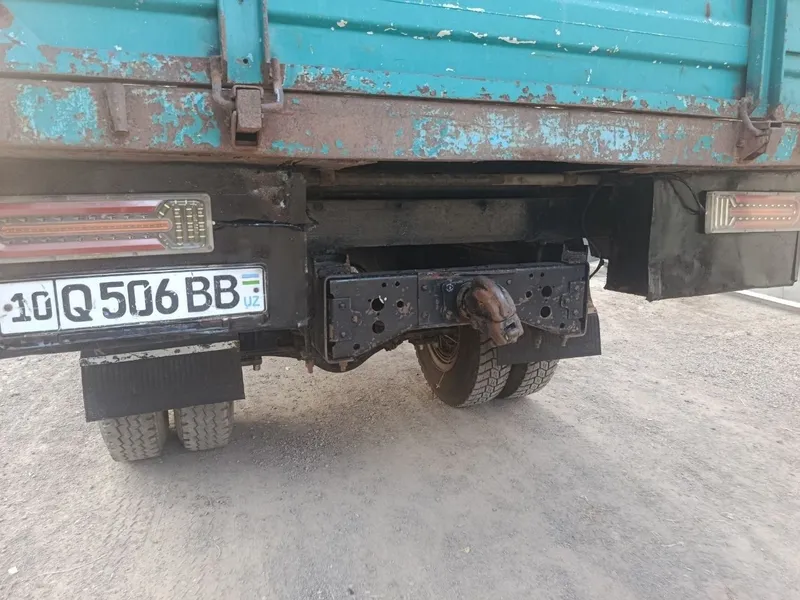Zil yaxshi xolatda zor turibdi narxini kelishamiz 2 Zil yaxshi xolatda zor turibdi narxini kelishamiz 2