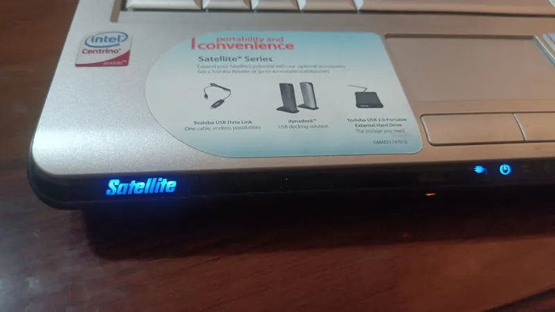 Ноутбук Toshiba не дорого. — фото 3