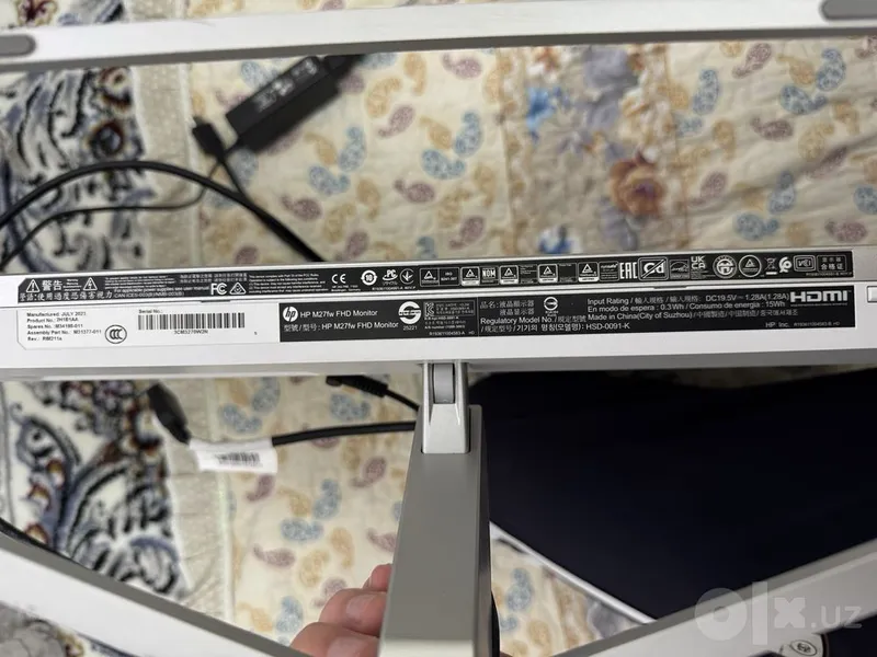 Model: HP M27fw FHD Monitor 3 Model: HP M27fw FHD Monitor 3