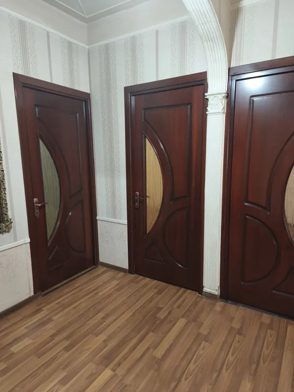 3 xonali kvartira sotiladi 2- etaj. Olamazor tumani .tansiqboyev 2 da