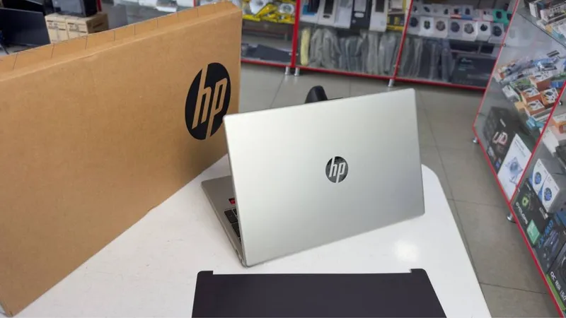 HP ryzen 7 eng oxrgi seryasi ryzen 7-7730U 8/512 SSD New New New — фото 4