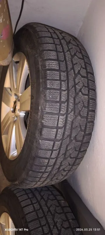 Резина зимняя с Дисками Kumho 235/60 R18 2 Резина зимняя с Дисками Kumho 235/60 R18 2