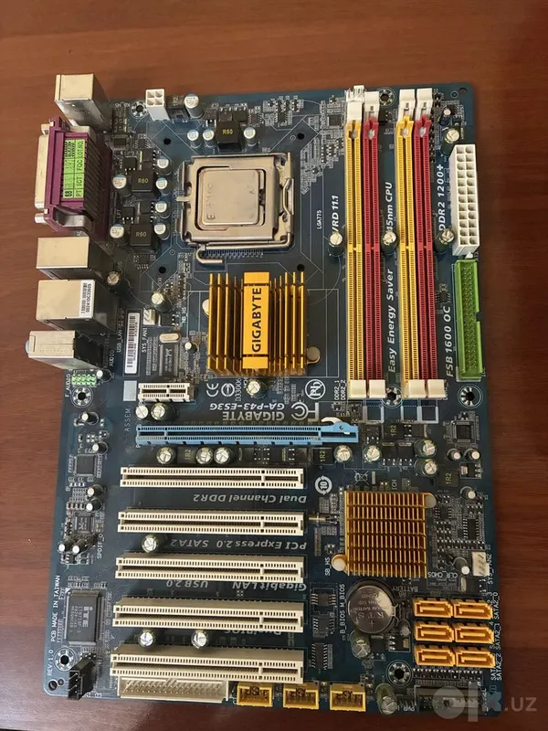 Материнская плата Gigabyte P43 + Core 2 Duo E7400 1 Материнская плата Gigabyte P43 + Core 2 Duo E7400 1