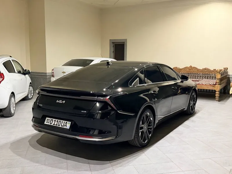Kia k8 sotiladi 1,6 Hybrid 2025 8 Kia k8 sotiladi 1,6 Hybrid 2025 8