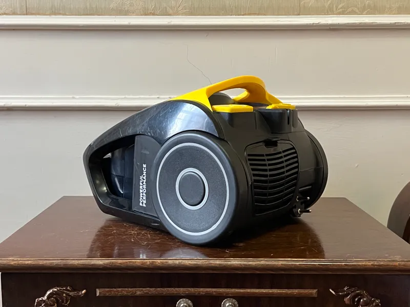 Пылесос MAGNA VCH2314YB 7 Пылесос MAGNA VCH2314YB 7