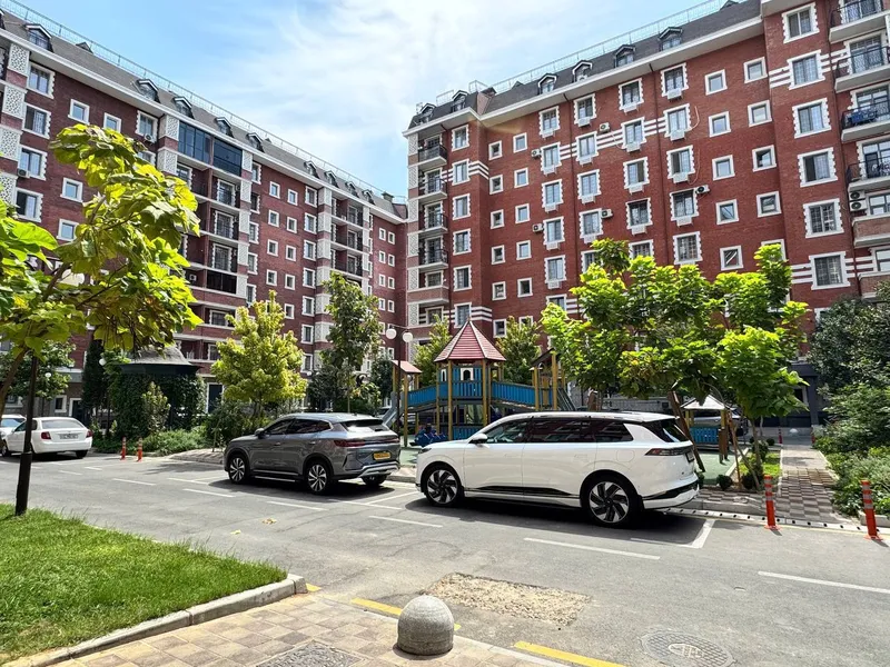 5 xonali kvartira, 175 m2, Mirobod 2