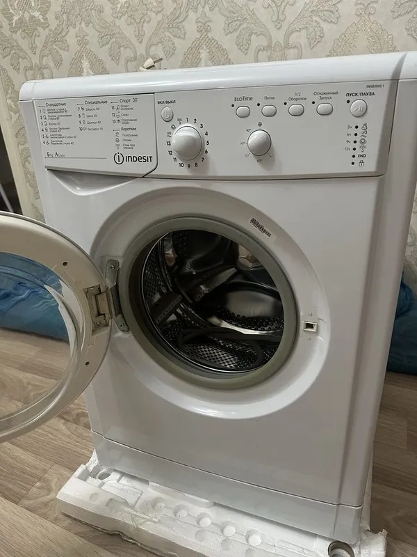 Продается стиральная машинка (автомат) 2
